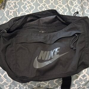 Nike Black Duffel Bag for Men